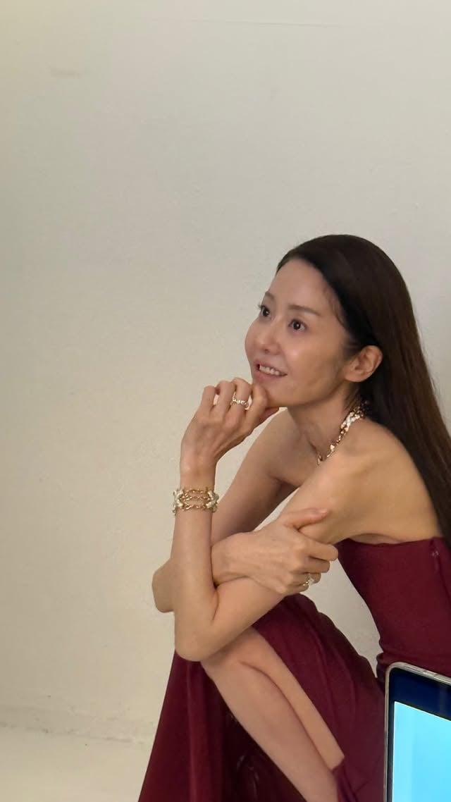 배우 고현정이 한층 야윈 근황을 공개하며 또 한 번 팬들의 건강 걱정을 샀다./ 사진=고현정 SNS