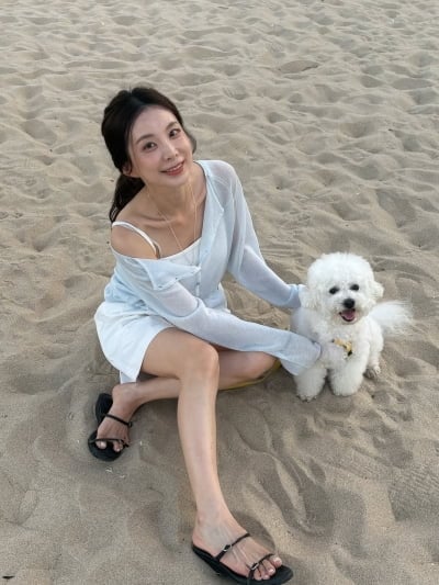 '나솔' 29기 옥순, '두부'와 함께한 일상 공개…청순한 여름 감성 물씬