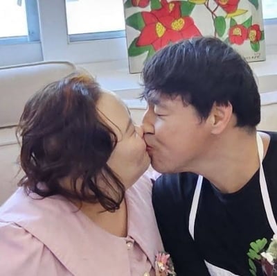 "이혼이라더니 이게 무슨…" 서은혜♥조영남, 조용히 올린 한 장에 뒤집힌 분위기