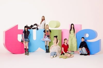 '하이브 신인 걸그룹' 튜이드, 24일 데뷔…7인 전원 비주얼 공개