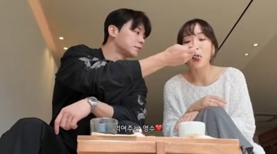 '나솔' 30기 옥순♥영수 "결혼 날 잡으라고 해"…부모님 만났다 ('희노아락')
