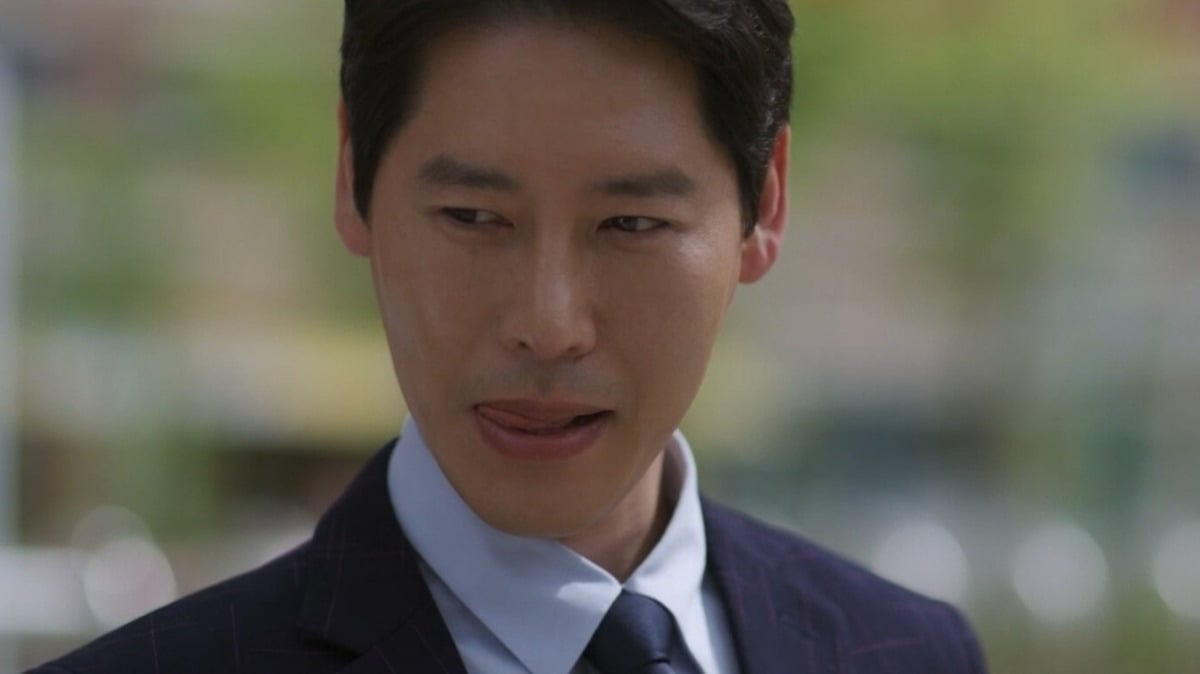 전처의 휴대폰까지 해킹한 전남편의 스토킹 행각이 밝혀졌다./사진제공=채널A
