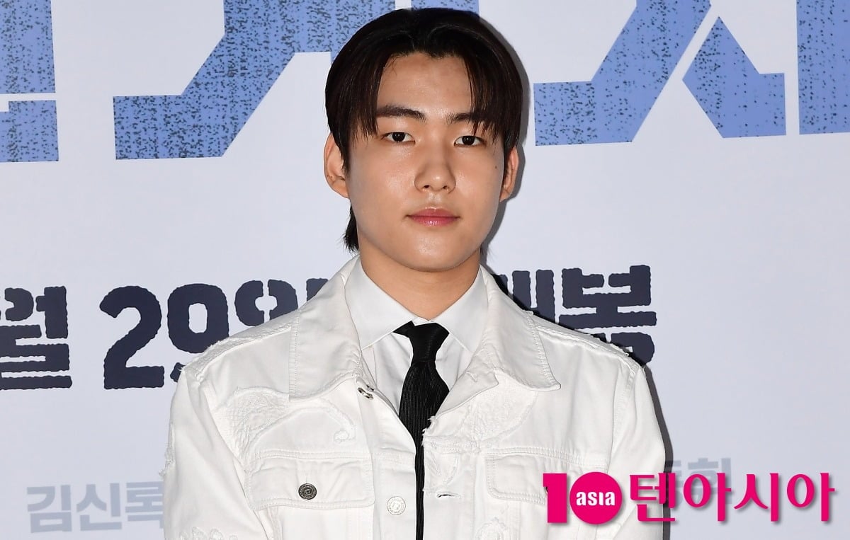 탕준상이 취재진 앞에 섰다. / 사진=텐아시아DB