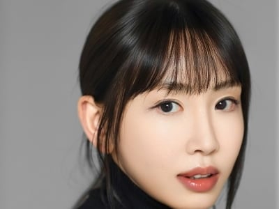 [공식] '47세' 강예원, 3년 인연 이어간다…판타지오 재계약 체결 "지원 아끼지 않을 것"