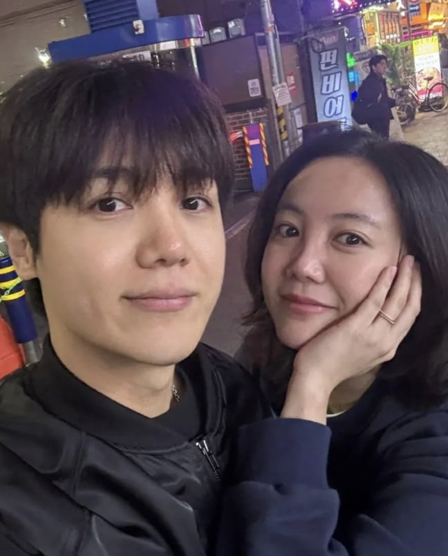 배우 고은아(오른쪽)가 공개 연애를 두고 솔직한 고민을 털어놨다. / 사진=SNS