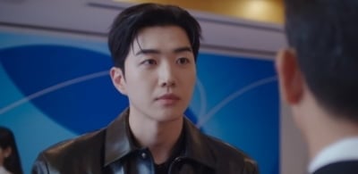 한 자릿수 시청률은 하락했지만…강훈, 184cm 우월한 기럭지로 완성한 CEO 슈트핏 ('최애의')