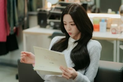 아이돌 연기력 논란 싹 지울까…있지 유나, '최애의 사원'으로 또 한 번 연기 도전