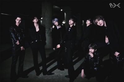 에잇턴, 유럽→미주 누빈다…월드투어 돌입