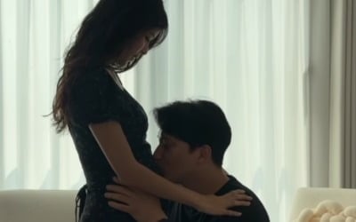 28기 옥순, 불룩한 D라인 공개
