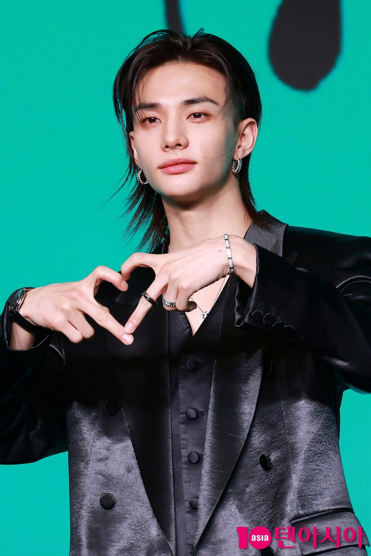 스트레이 키즈 현진, 눈빛에 빠져든다[TEN포토]