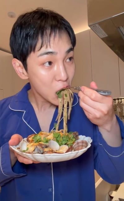 논란으로 '나혼산' 하차하더니…샤이니 키, '혼자 사는 일상' 재차 공유
