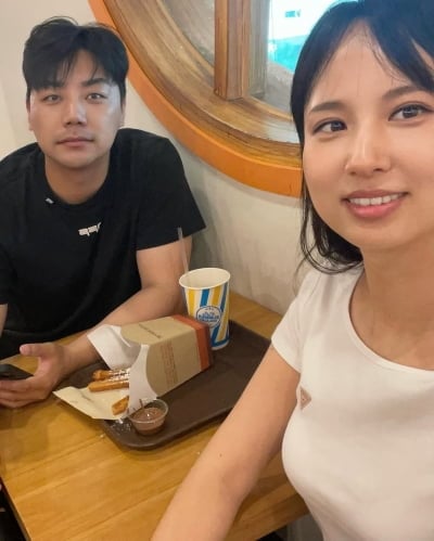 '나솔' 32기 정희, 연하남 '♥영호'와 럽스타 대방출…'이렇게 잘생겼었나'