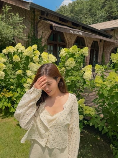 '금수저' 임수향, 36세 안 믿기는 상큼한 비주얼…햇살 아래 완성한 그림 같은 미모