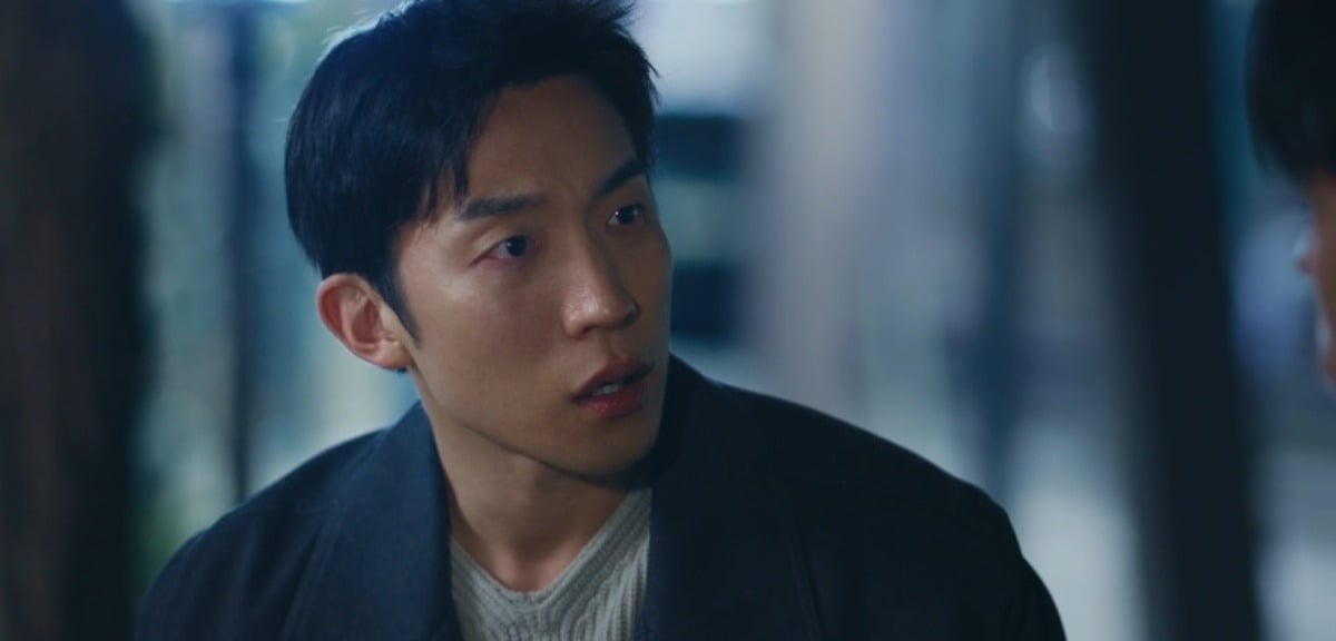 이상이가 '유부녀 킬러'에서 형사 이동진으로 분했다. / 사진='유부녀 킬러' 방송 화면 캡쳐