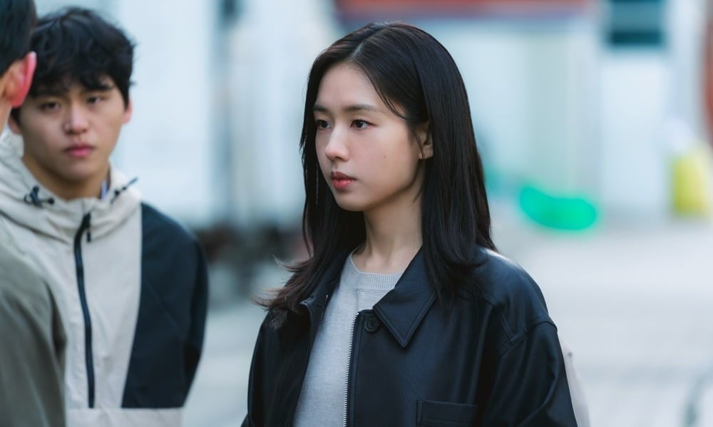 배우 안은진이 새 작품에서 영화감독으로 변신한다./사진제공=KBS2