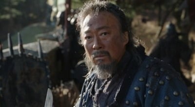 '경영난' JTBC 대작 나온다…시청률 26.9% 감독→거액 제작비 쏟은 사극물 ('신의구슬')