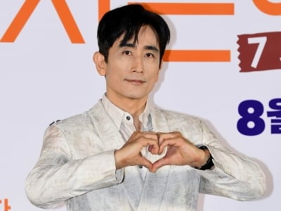 '신애라♥' 차인표, 이혼 가정사 고백했다…"20살 때 동생들과 미국행, 광야 걷는 듯" ('플레이')