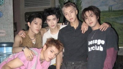 멤버도 상황도 달라진 10년…NCT 127, 더 단단해져 돌아왔다