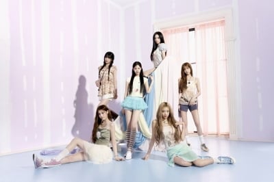 이즈나, 청량 다음은 몽환…일본 데뷔 콘셉트 포토 공개