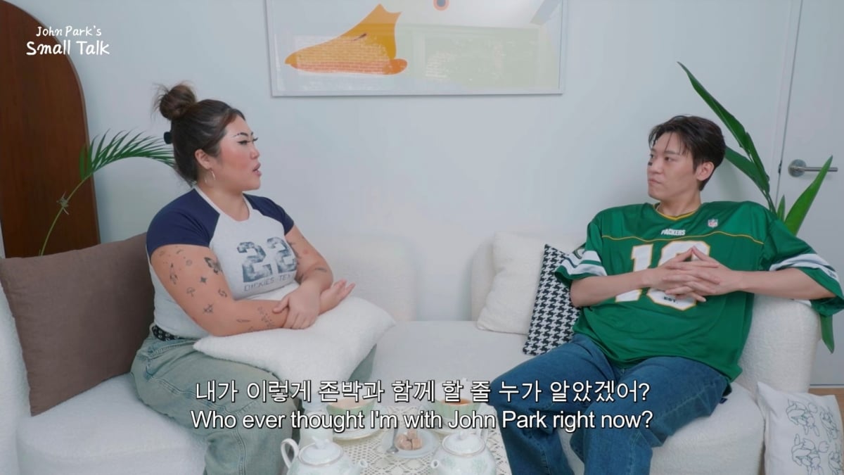가수 존박이 한국 사회의 고정관념에 대한 자신의 의견을 말하고 있다. 사진 = 존이냐박이냐 캡처