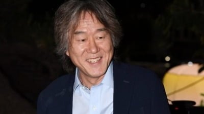정해인 키워내고 시청률 20.8% 신화 썼다…'거장' 안판석 감독이 남긴 것 [TEN피플]