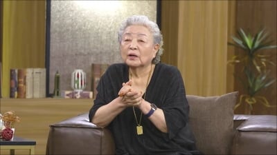 강부자 아들, 패혈증 겹쳐 죽을 뻔했다…"고관절에 심각한 염증 생겨 반년간 입원" ('데이앤')