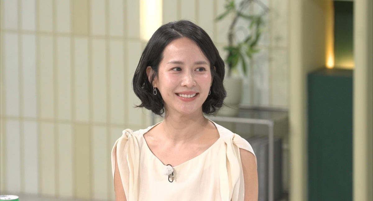 조여정의 학창 시절 사진이 공개된 가운데 한 셰프가 돌연 성형 사실을 고백한다./사진제공=JTBC