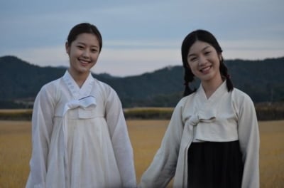 여배우 '친일파 집안' 논란 들끓는데…위안부 피해자 다룬 '귀향', 10년 만에 극장가 복귀