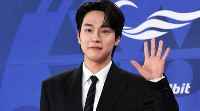 아이유 동생으로 대박나더니…강유석, 대선배들 사이에서도 존재감 톡톡 ('산지직송')