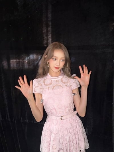 '키 175에 50kg'라던 이성경, 점점 더 뼈말라 되어 가네…아주 '인형이 따로 없어'