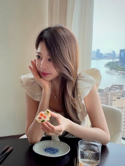 '♥한의사' 아옳이, 공개 연애 후 미모 물 올랐다…감탄 부른 럭셔리한 비주얼
