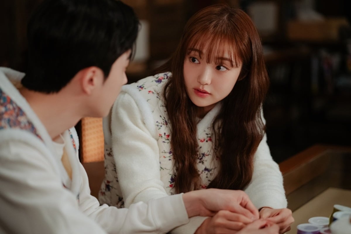 강훈과 김혜준이 단둘이 지방 출장을 떠난다. / 사진제공=tvN