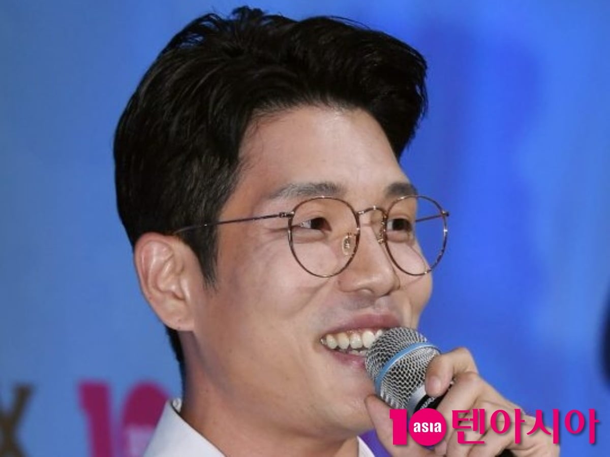 2AM 이창민이 트로트 가수로 새로운 도전에 나선 이유와 19년간 이어온 자기 관리 습관을 밝혔다./사진=텐아시아DB