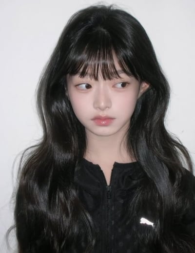 '임지연 딸' 오지율, 잠깐 찍힌 이목구비가 이 정도…아역 타이틀 탈피 조짐