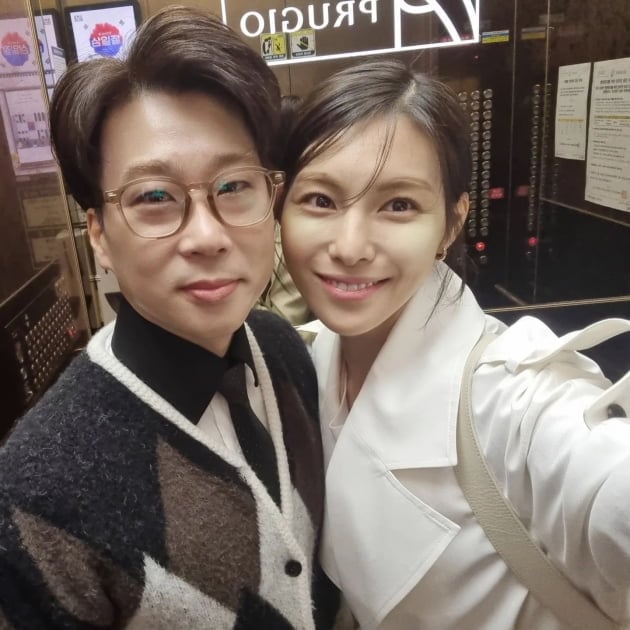 배우 김정화와 CCM 가수 유은성이 결혼 생활 중 이혼까지 생각했던 순간이 있었다고 털어놨다./ 사진=SNS