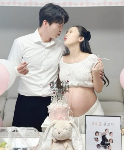 문경찬♥박소영, 새 생명 만나기까지 약 7일…'고오급 유모차 배송' 눈길