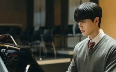 송강, 박은빈 7.3% 바통 이어받을까…엘리트 코스 밟은 천재 피아니스트 변신 ('포핸즈')