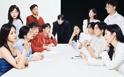 레전드 서바이벌 돌아온다…파격 소재→청룡 수상으로 작품성 입증한 韓 예능 ('더 커뮤니티2')
