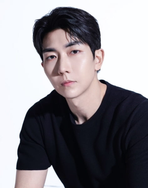 뮤지컬 '박열' 출연 배우들이 동료 배우를 두고 한 발언으로 도마 위에 오른 가운데, 현석준과 손유동이 잇따라 사과의 뜻을 밝혔다./ 사진=썬트리엔터테인먼트
