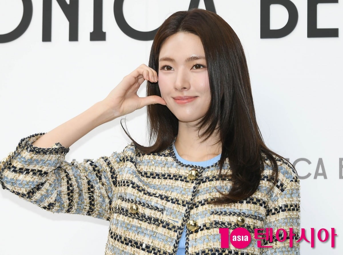 증조부의 친일 행적 논란으로 활동을 잠시 멈췄던 배우 하영이 촬영장으로 복귀했다./사진=텐아시아DB