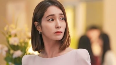 첫방부터 0%대 시청률 찍었다…편성 표류→6년 만에 복귀에도 처참한 성적 ('그래,이혼하자')