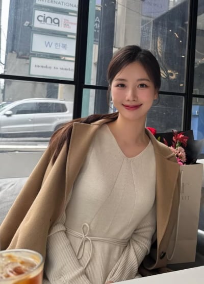 [단독] 김가현 아나운서, 지난해 ♥비연예인과 조용히 결혼…SBS 내부에도 비공개