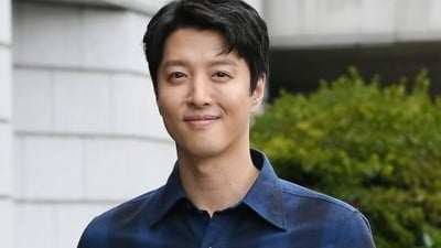 양육권 없는 이동건,<br>이혼 후에도 딸 먹여 키웠다