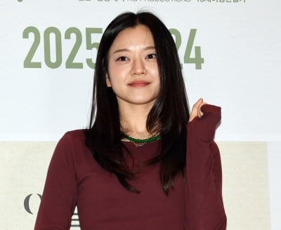 [공식] 고아성, 문근영과 미스터리 세계관 뛰어든다…연상호 감독 '에토' 출연 "매력 푹 빠져"