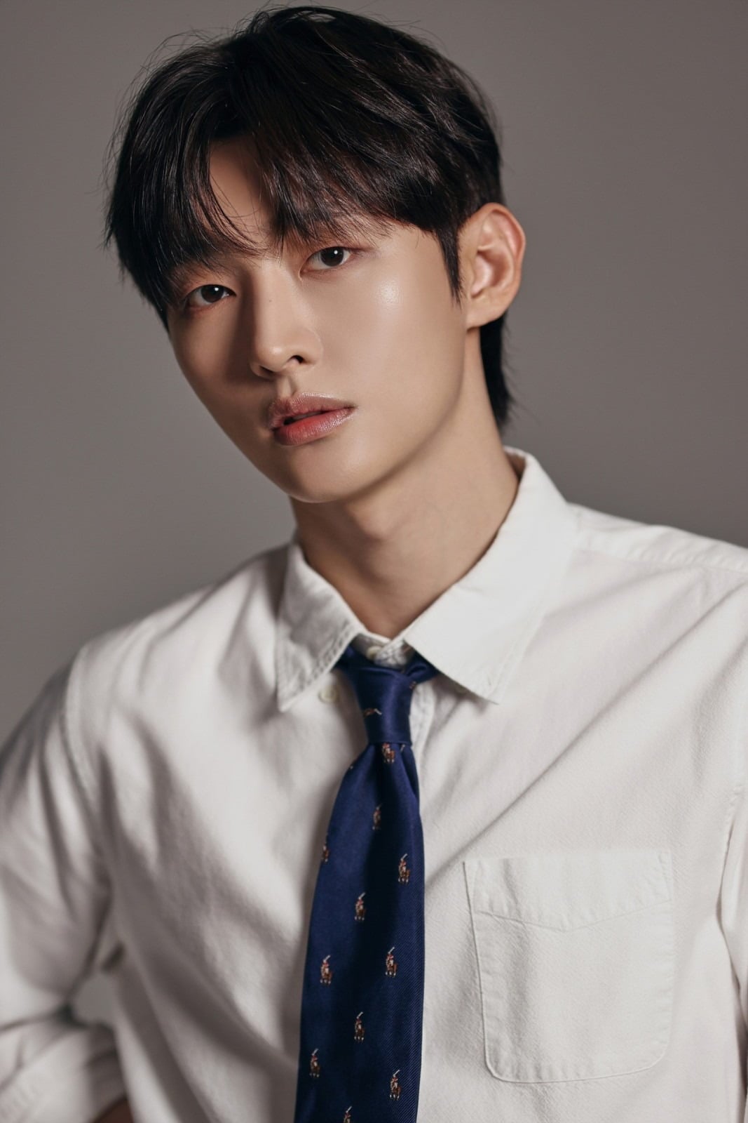 그룹 워너원 멤버 윤지성이 연애 리얼리티를 소재로 한 숏폼 드라마에 출연한다./사진제공=빌리언스
