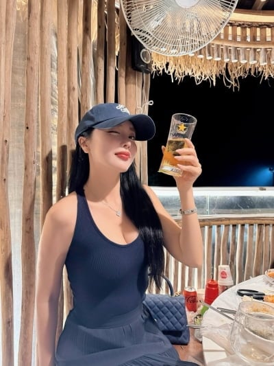 '41세 미혼' 홍진영, 술 못 마신다면서 이래도 될까…빨개진 얼굴도 귀여워
