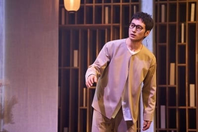 '김부장' 이어 활약 이어간다…김성규, 이시형과 연극 '비밀통로' 대구 공연 성료