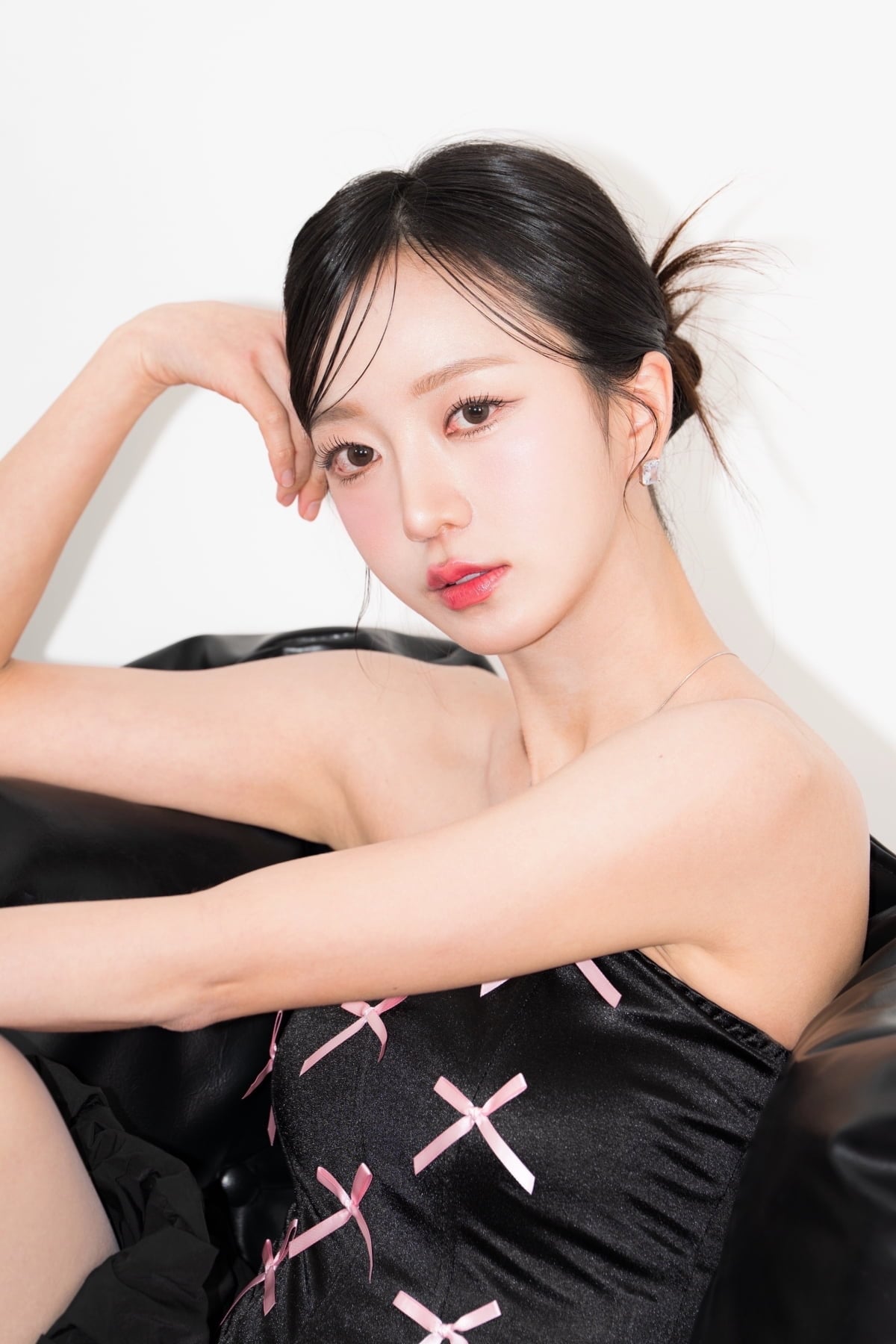 69억 원에 달하는 빚을 청산한 뒤 연 수입 15억이라고 밝힌 가수 겸 방송인 이상민이 설립한 더232가 그룹 네이처 출신 김소희를 첫 번째 아티스트로 영입했다. / 사진 제공 : 더232