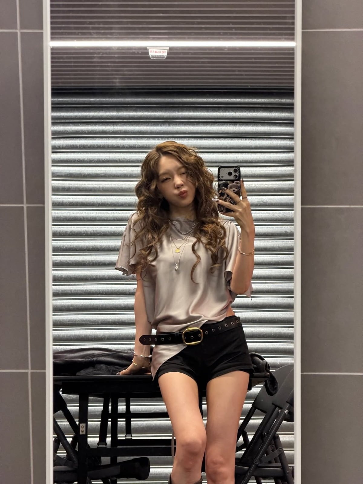 '38세' 태연, 뽀글뽀글 파마 머리도 찰떡 소화…갈수록 인형 같아져 