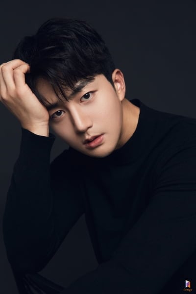 [공식] 배지안, 회사 대표인 母에 지극한 애정…황금家 차남이자 애교보이